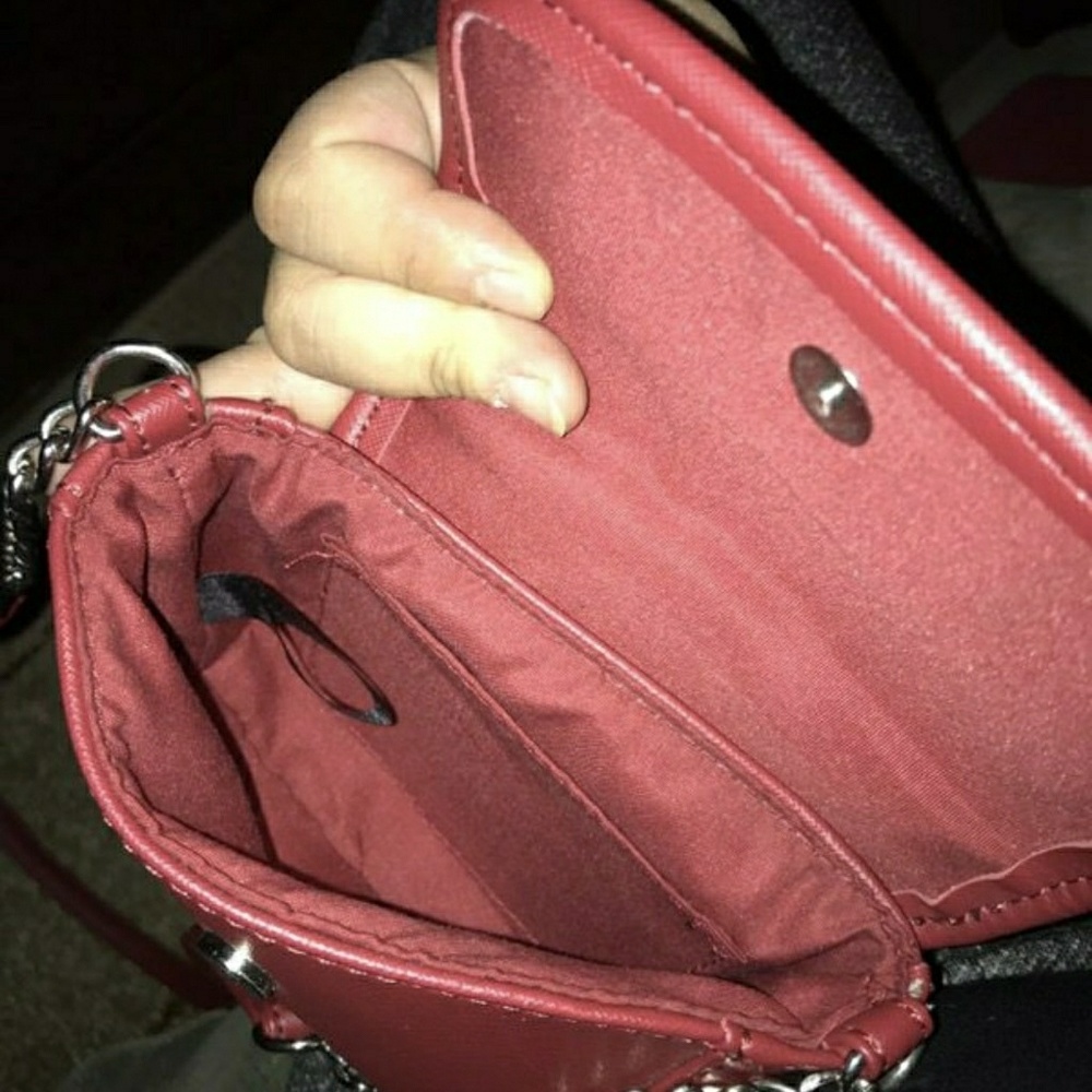 Purse - Picture 1 of 2